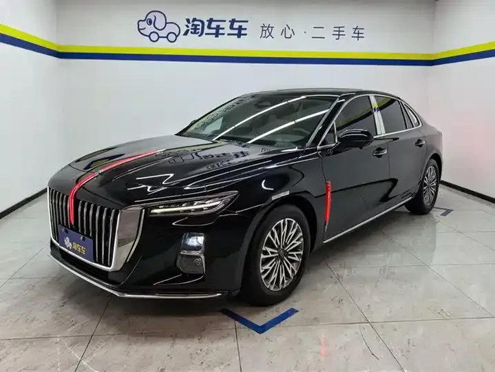 Open image lightbox: HongQi H5 2023 2.0T Auto Zhilian Flag Edition