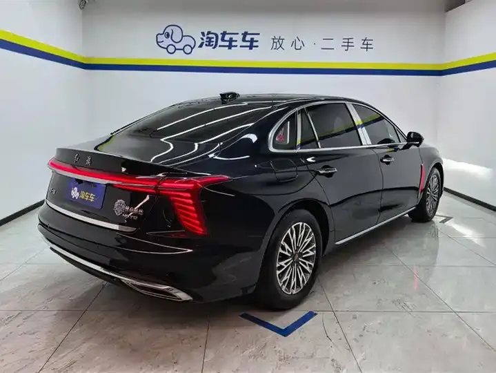 HongQi H5 2023 2.0T Auto Zhilian Flag Edition 3