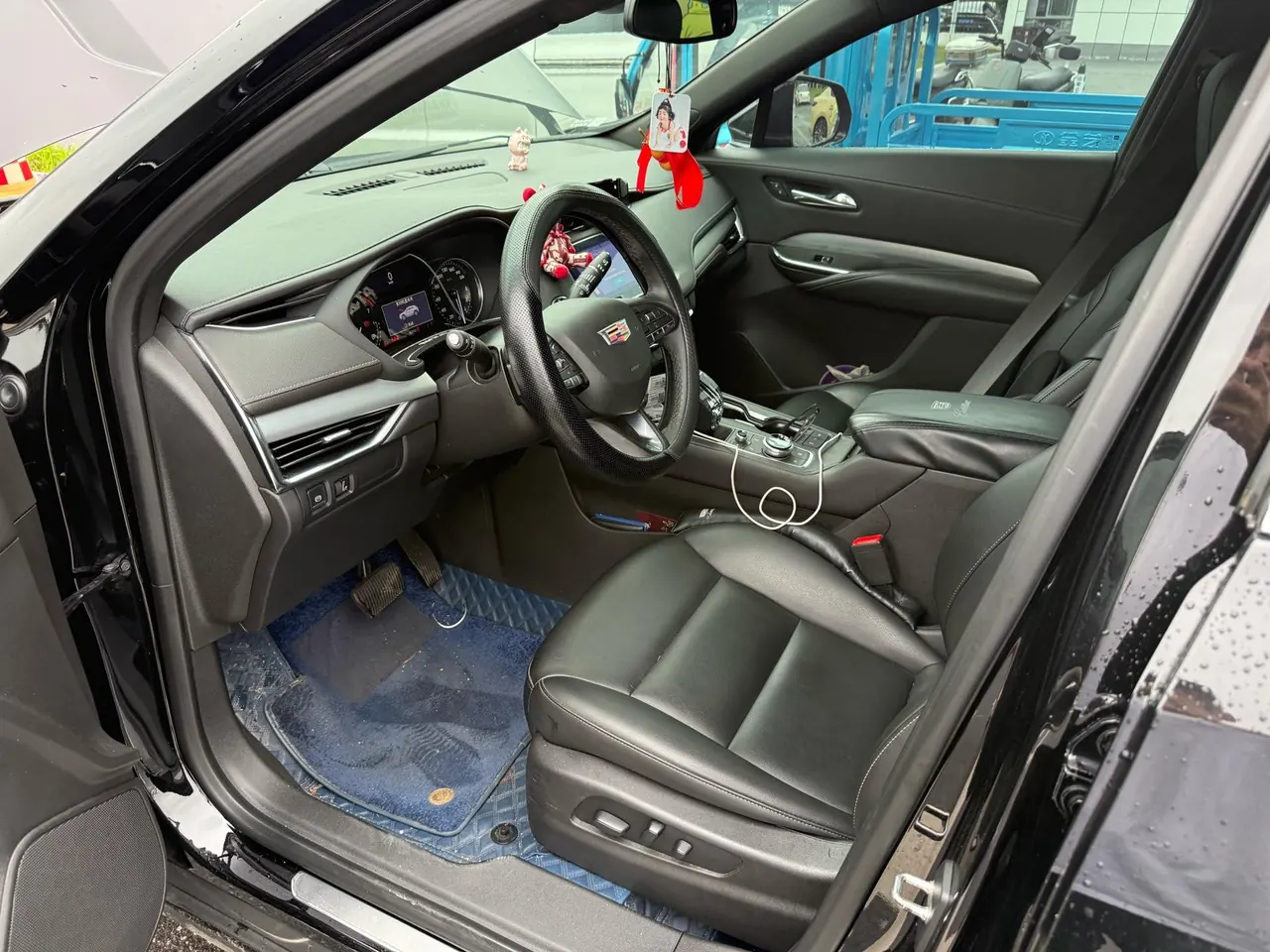 Cadillac 2021 XT4 2.0T 28T Two-Drive Leading Automatic Gear 2