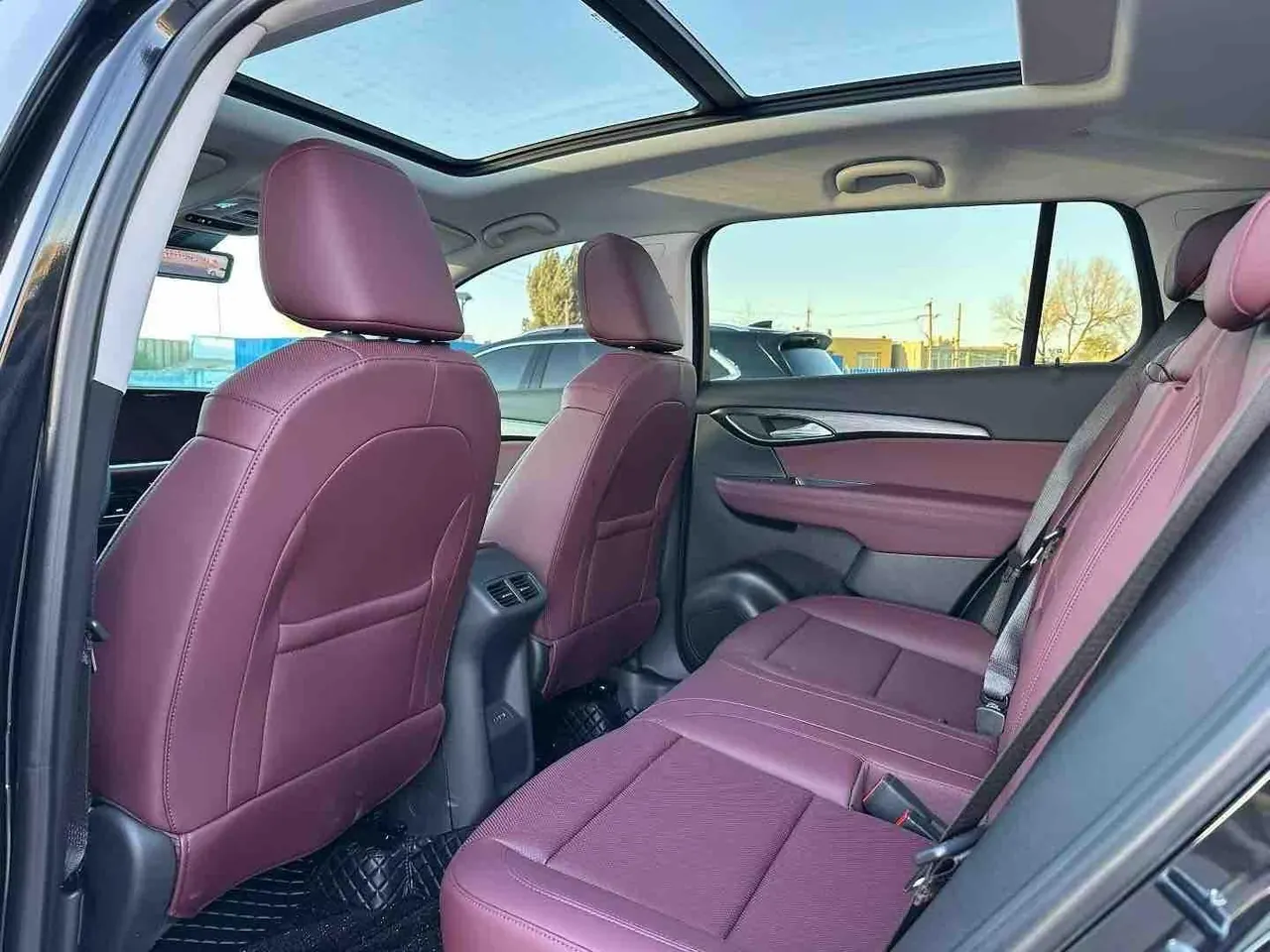 Buick 2026 Angkewei Plus 2.0T 28T Two-Drive Platinum Edition Automatic Gear 8