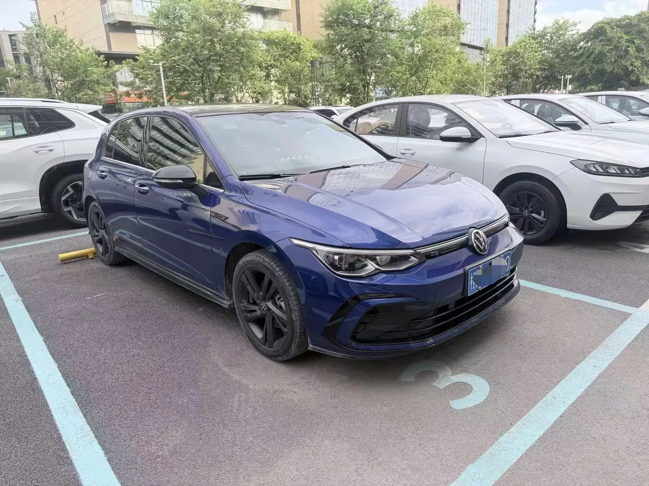 Volkswagen 2021 Golf 8 R-Line 1.4TSI 280TSI Automatic 2
