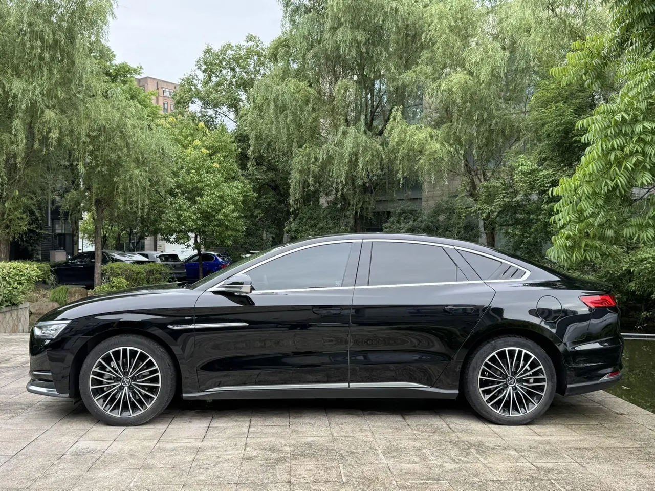 BYD 2020 Han DM 2.0T 4-wheel drive performance version noble automatic gear 4