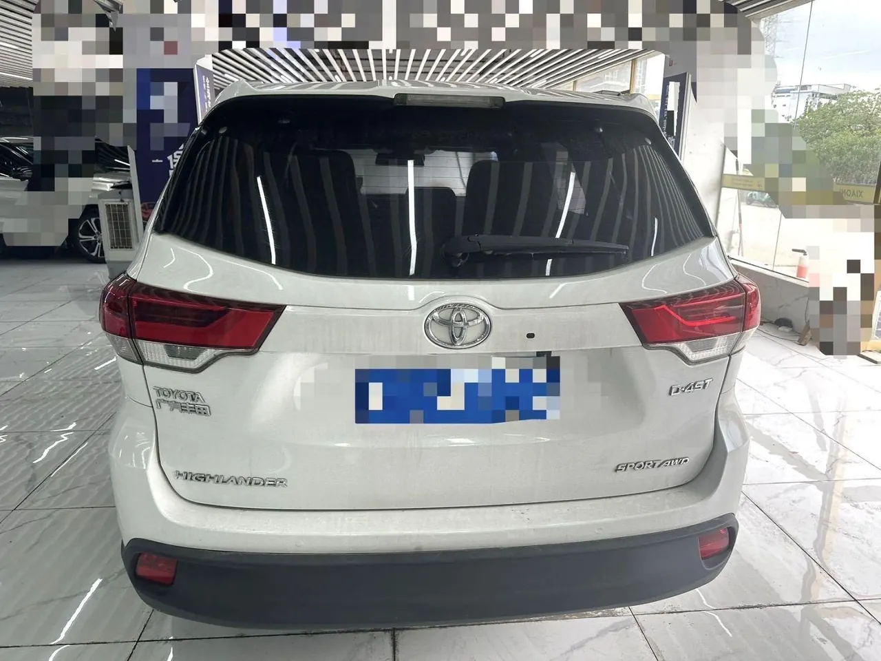Toyota 2021 Highlander 2.0T 4-wheel drive Premium Edition 7-seat Automatic Gear 2