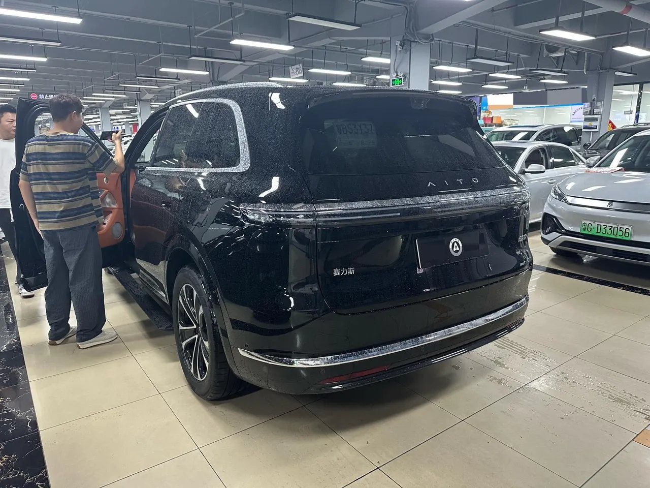 AITO 2026 AITO M7 extended range Max 4-wheel drive version 5 (896-line laser Radar) automatic gear 7