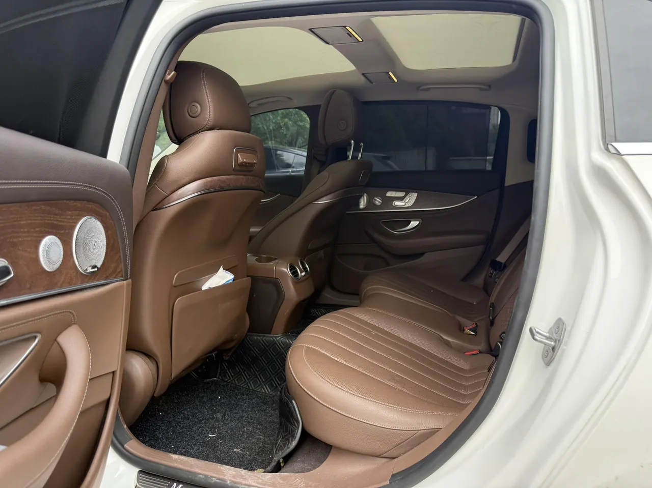 Mercedes Benz E Class 2020 E 300 L 2.0T Luxury Automatic Gear 3