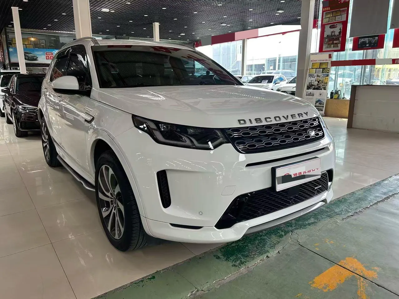 Land Rover 2022 found sports version 48V 2.0T 249PS R-Dynamic S performance version (modified) automatic gear 2