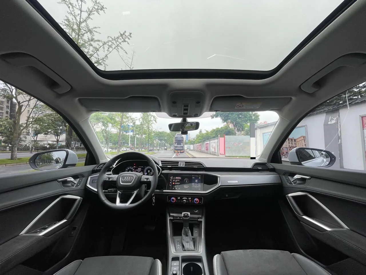 Audi 2022 Q3 1.4TFSI 35TFSI Aggressive Dynamic Automatic 13