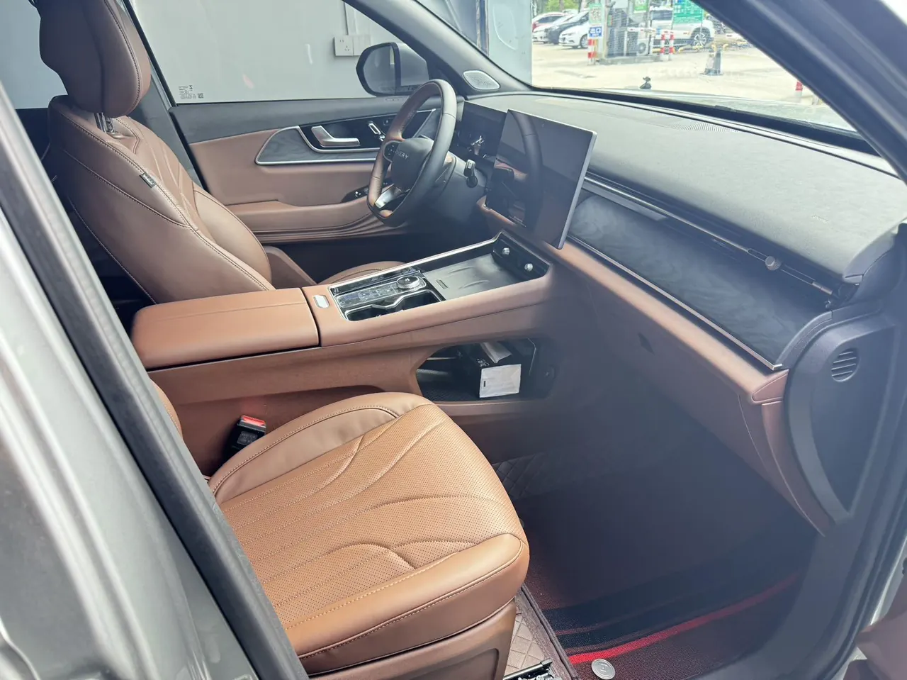 Chery 2026 Ruihu 9 2.0T Two-Drive Comfortable Edition Automatic Gear 4