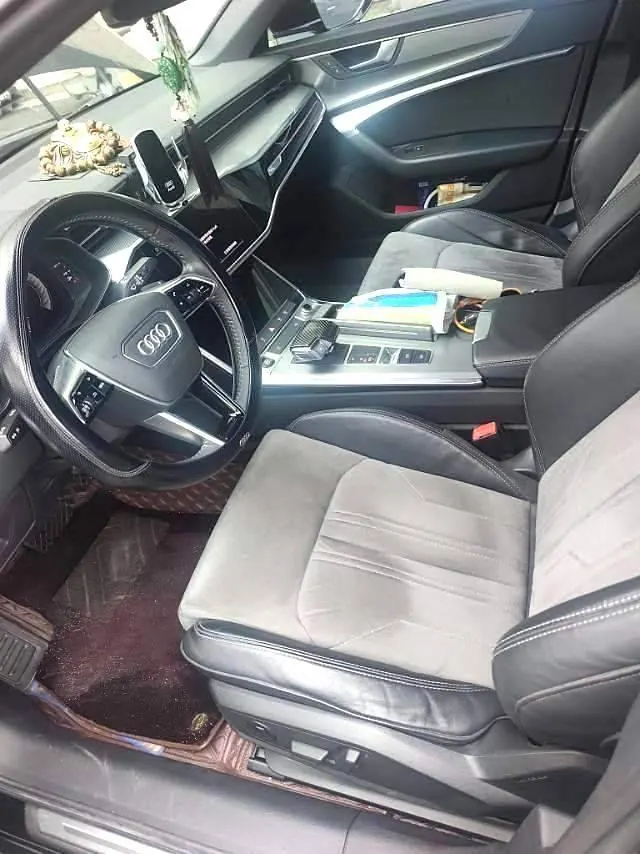 Audi 2021 A6L 2.0TFSI 45TFSI Selected Dynamic Automatic 2