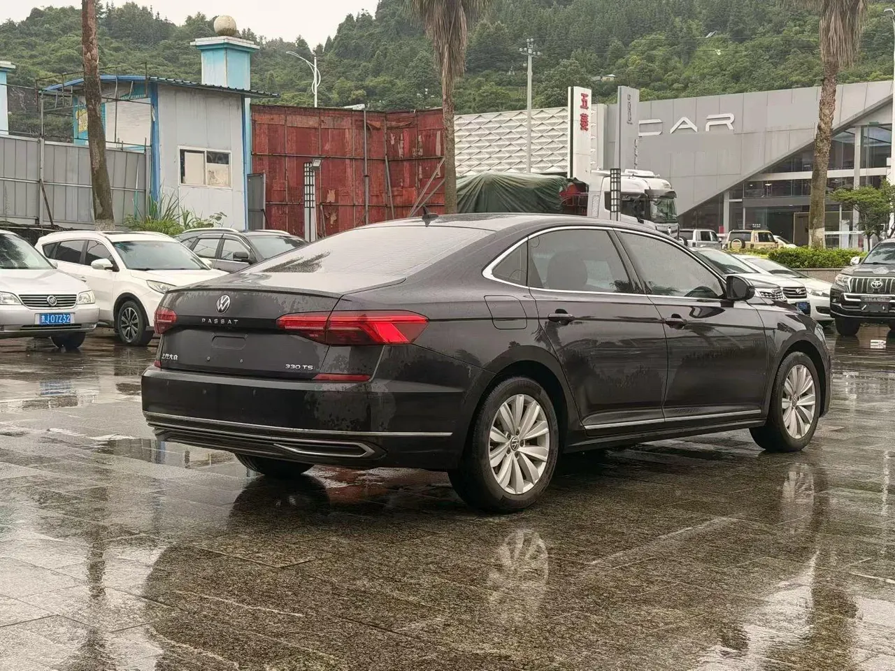 Volkswagen 2020 Passat 2.0TSI 330TSI Elite Edition Automatic 5