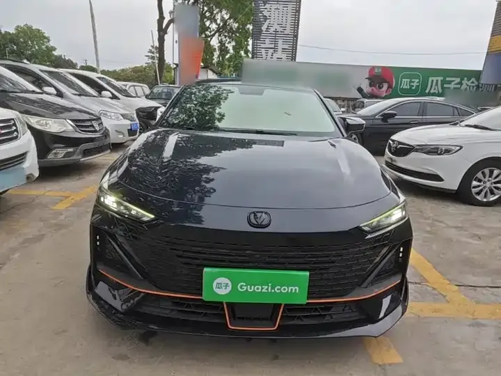 ChangAn UNI-V 2022 1.5T Sports Edition 3