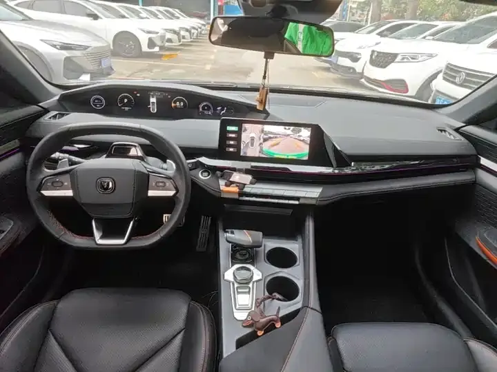 ChangAn UNI-V 2022 1.5T Sports Edition 6