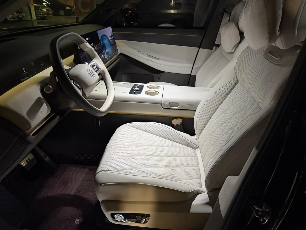 Volkswagen 2026 ID.ERA 9X Max 4-wheel drive automatic gear 8