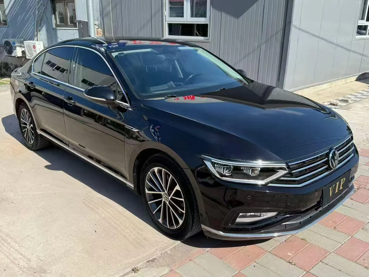 Volkswagen 2020 Magotan 2.0TSI 330TSI luxury automatic transmission 3
