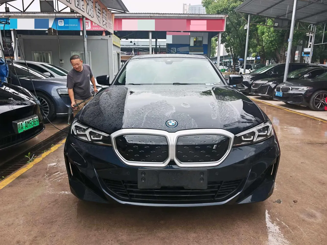 BMW 2022 i3 eDrive 35L automatic gear - View 1