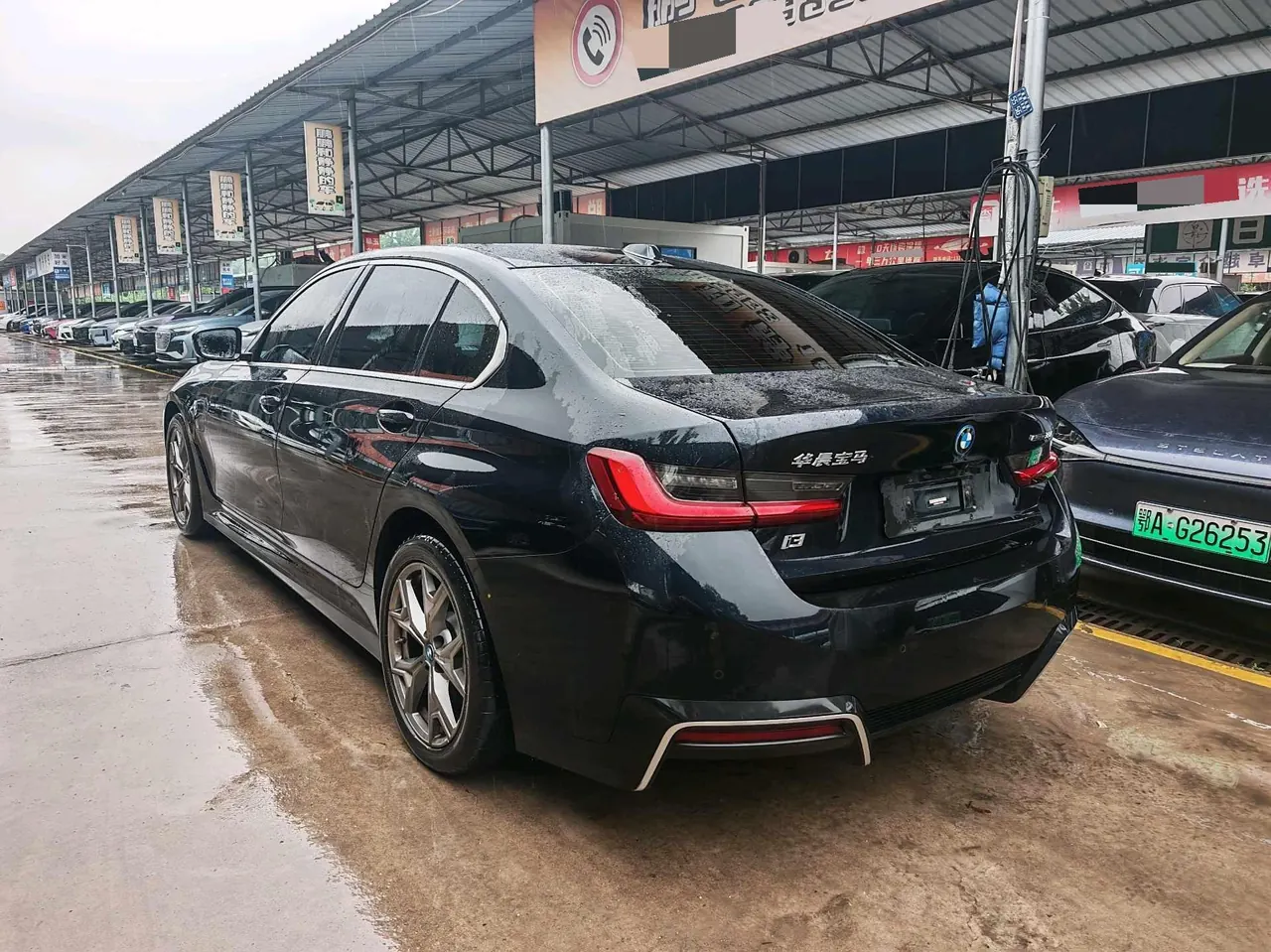 BMW 2022 i3 eDrive 35L automatic gear 3