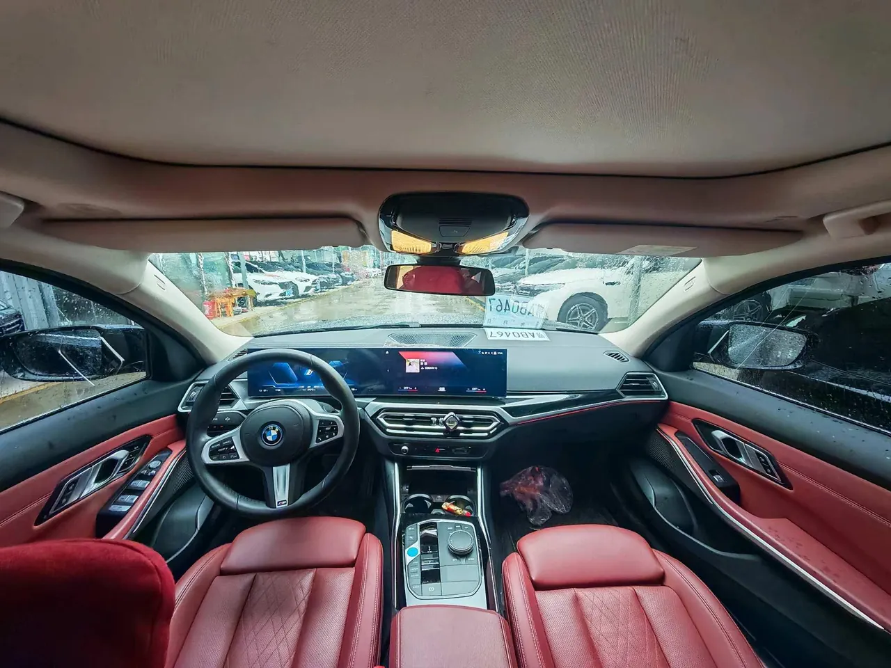 BMW 2022 i3 eDrive 35L automatic gear 8