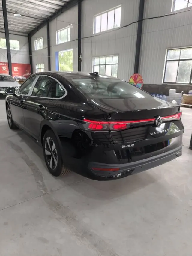 Volkswagen 2026 Magotan 1.5TSI 300TSI Premium Edition Automatic Gear 4