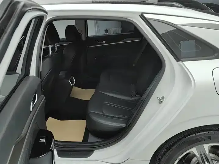 Kia K5 2021 270T CVVD Huanxin Edition 11