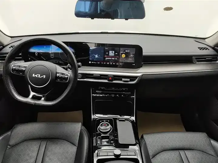Kia K5 2021 270T CVVD Huanxin Edition 12