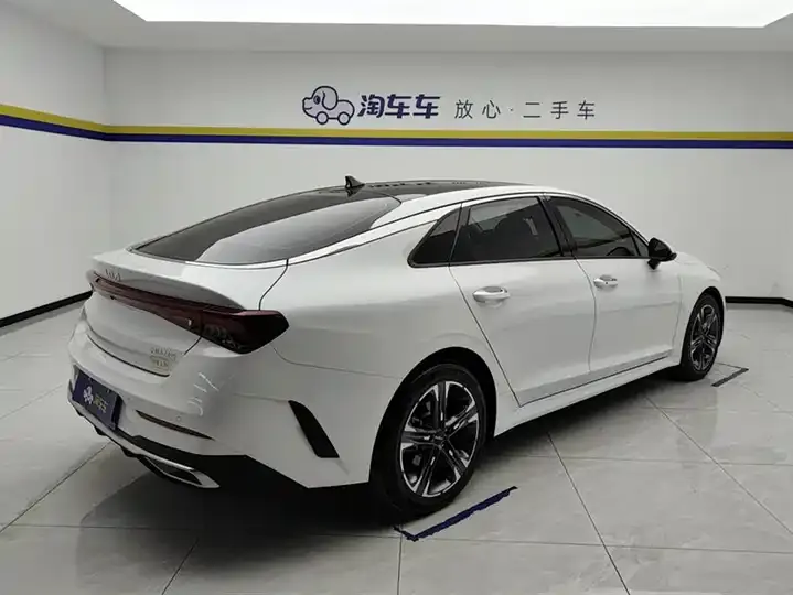 Kia K5 2021 270T CVVD Huanxin Edition 3
