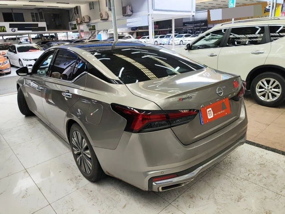 Nissan 2022 Teana 2.0 stepless XL-Upr premium version automatic gear 3