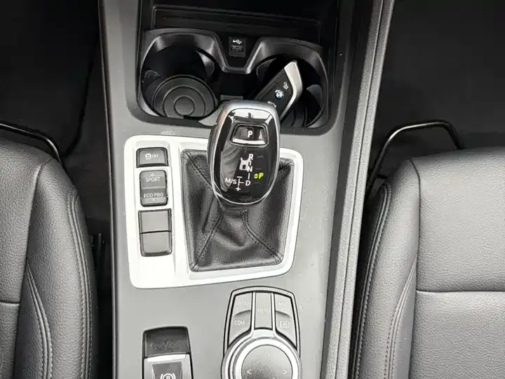 BMW 1 Series 2022 120i M Sports Edition 11