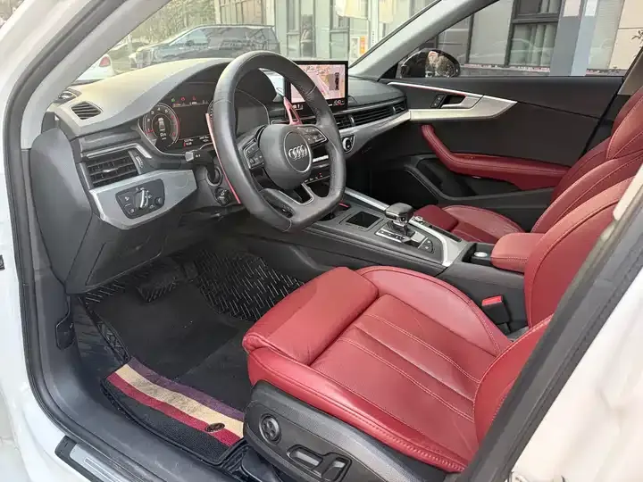 Audi A4L 2022 40 TFSI Deluxe Dynamic 4