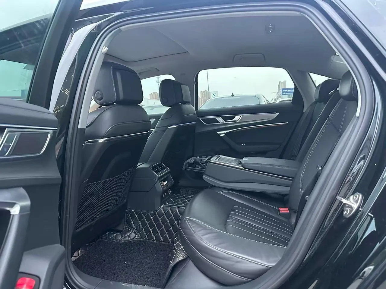 Audi 2023 A6L 2.0TFSI 40TFSI Deluxe Elegant Automatic 6