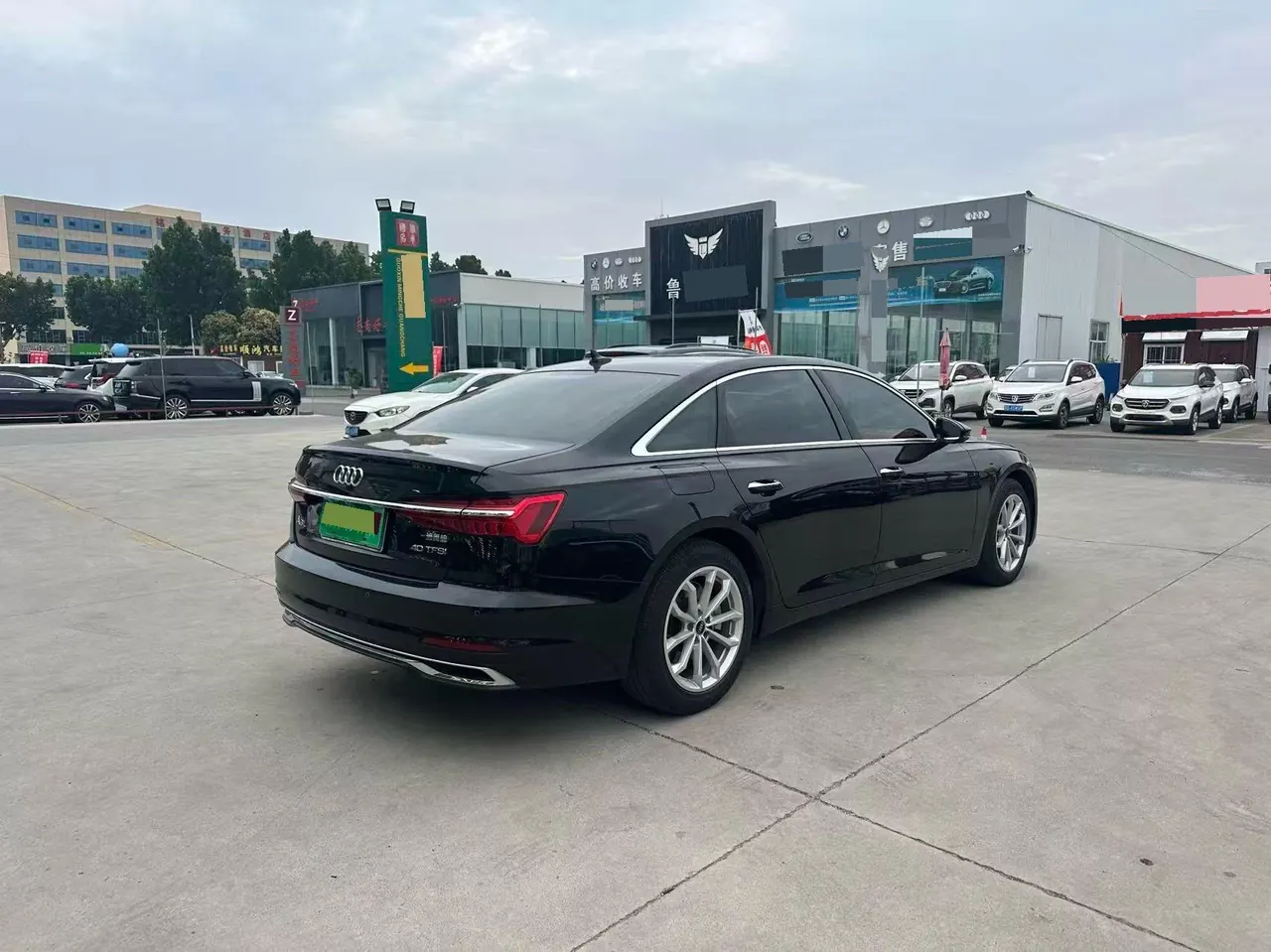 Audi 2023 A6L 2.0TFSI 40TFSI Deluxe Elegant Automatic 9