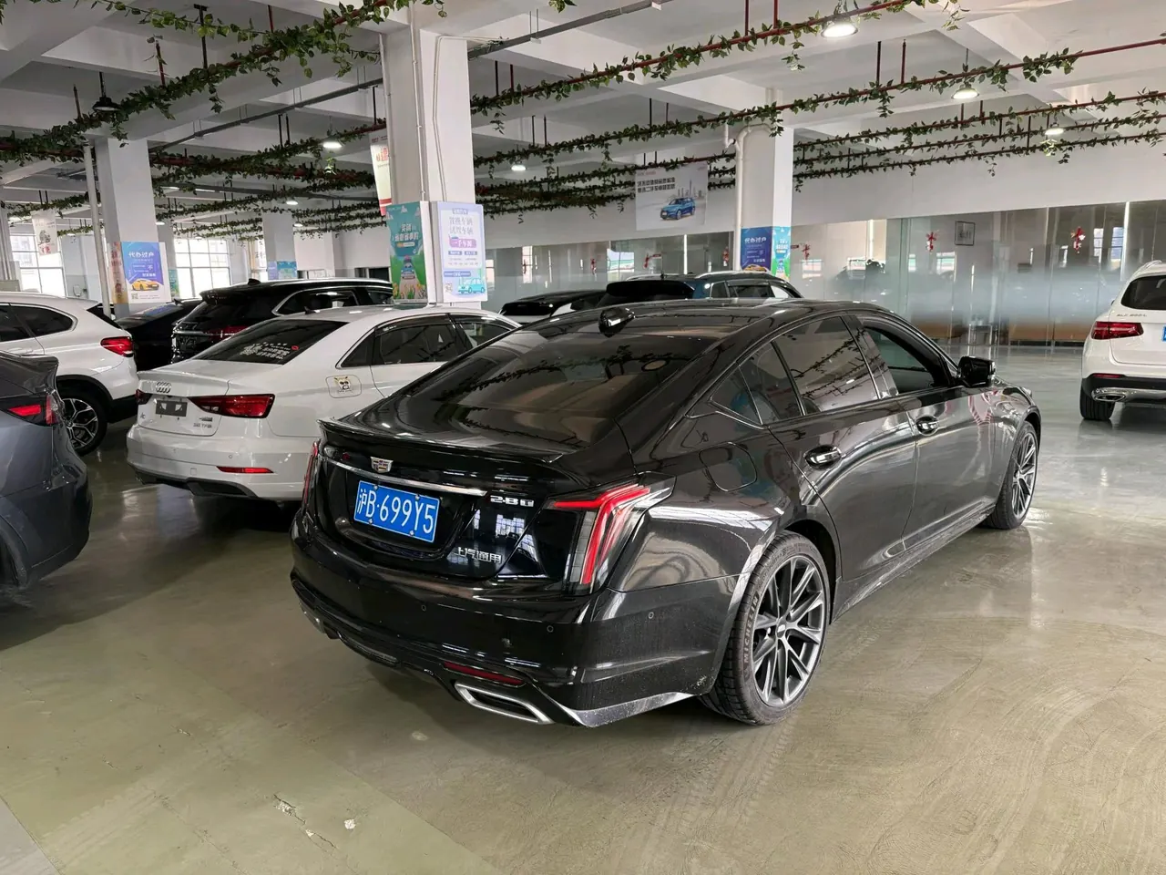 Cadillac 2023 CT5 2.0T 28T Platinum Automatic Gear 9