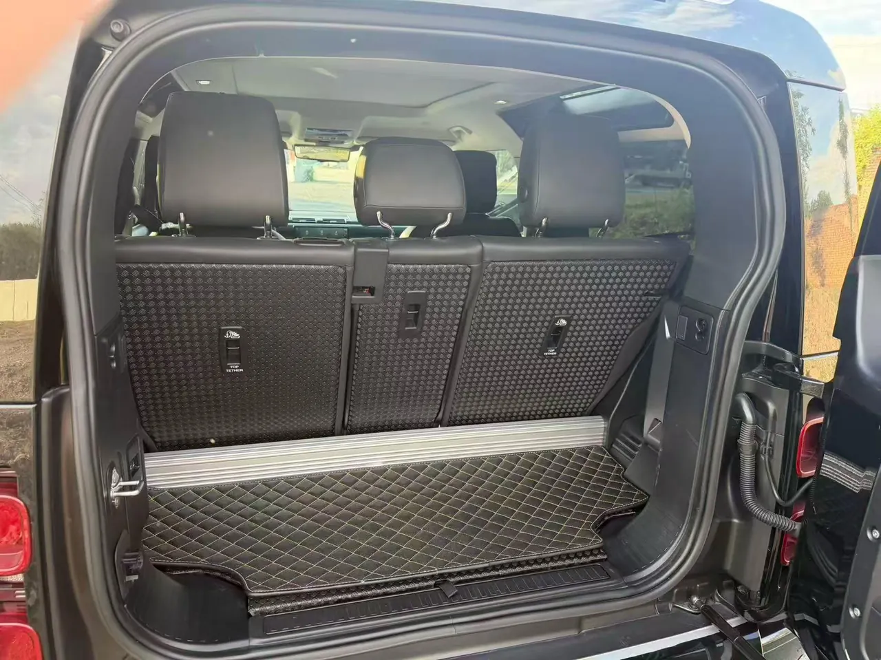 Land Rover Guard (Imported) 2022 Guard 90 48V 3.0T P400 XS Automatic Gear 5