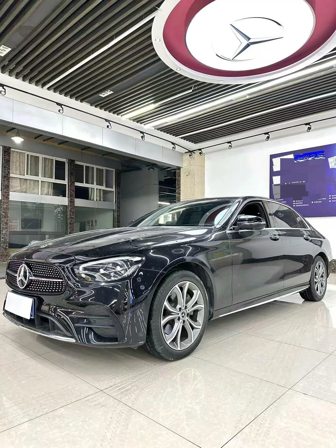 Mercedes Benz E Class 2022 E 300 L 2.0T Sports Luxury (Modified 3) Automatic Gear - View 1