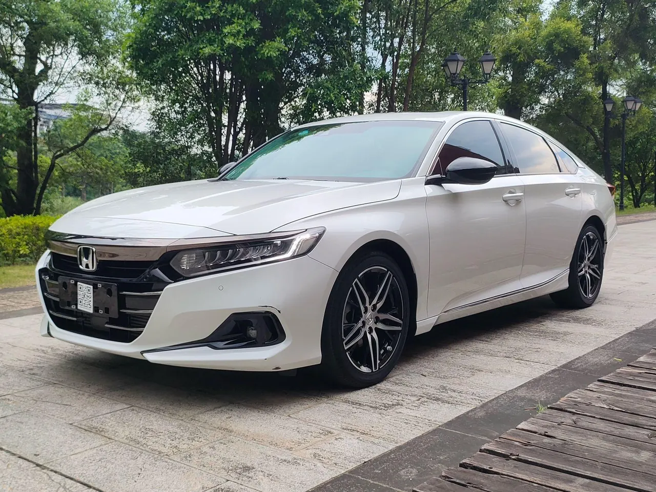 Honda 2022 10th Generation Accord 1.5T Stepless 260TURBO Magic Night Premium Edition Automatic Gear - View 1