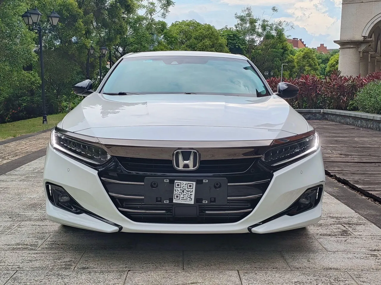 Honda 2022 10th Generation Accord 1.5T Stepless 260TURBO Magic Night Premium Edition Automatic Gear 2