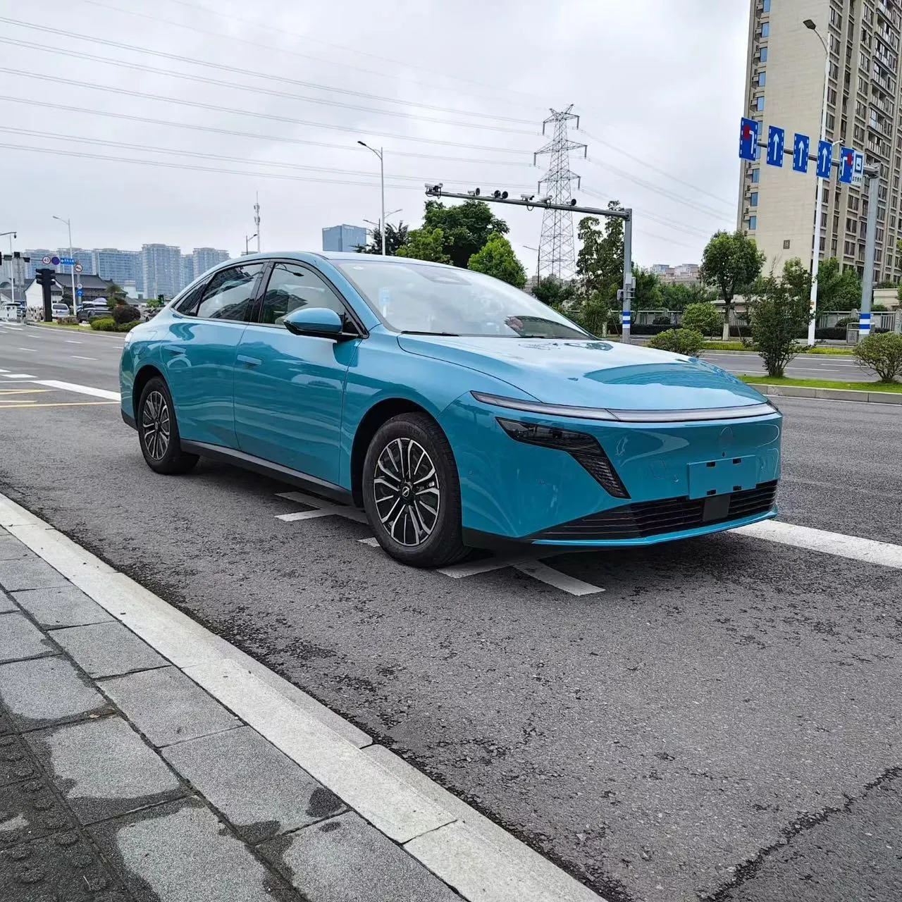 Nissan 2026 N6 1.5 180 Max Automatic 3