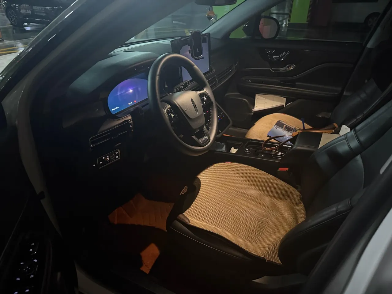 Lincoln 2022 adventurer 2.0T two-wheel drive exclusive edition (facelift) automatic gear 3