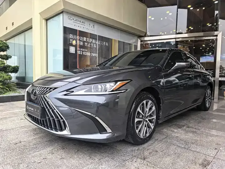 Lexus ES 2021 200 Excellence Edition 2
