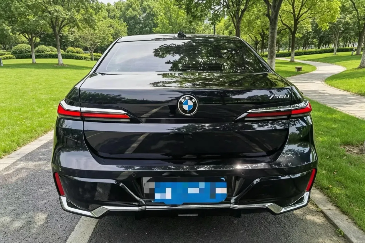 BMW 7 Series (Imported) 2023 735Li 48V 3.0T Luxury Suit Automatic Gear 4