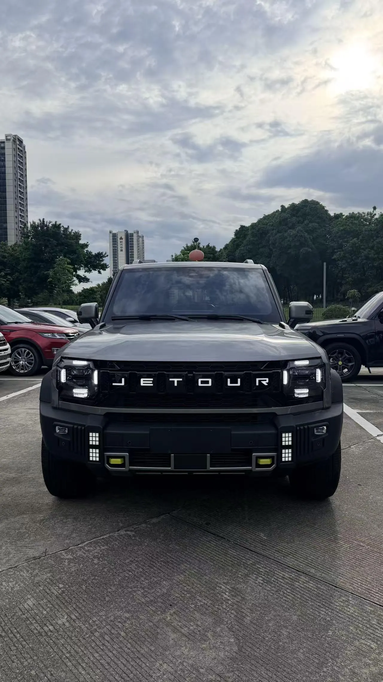 Jetour 2023 Traveler 2.0T 4WD Crossing PRO Automatic Gear 2