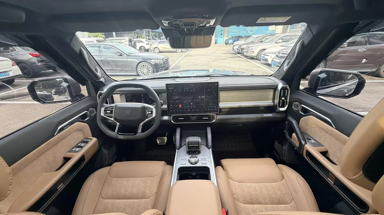 Jetour 2023 Traveler 2.0T 4WD Crossing PRO Automatic Gear 8