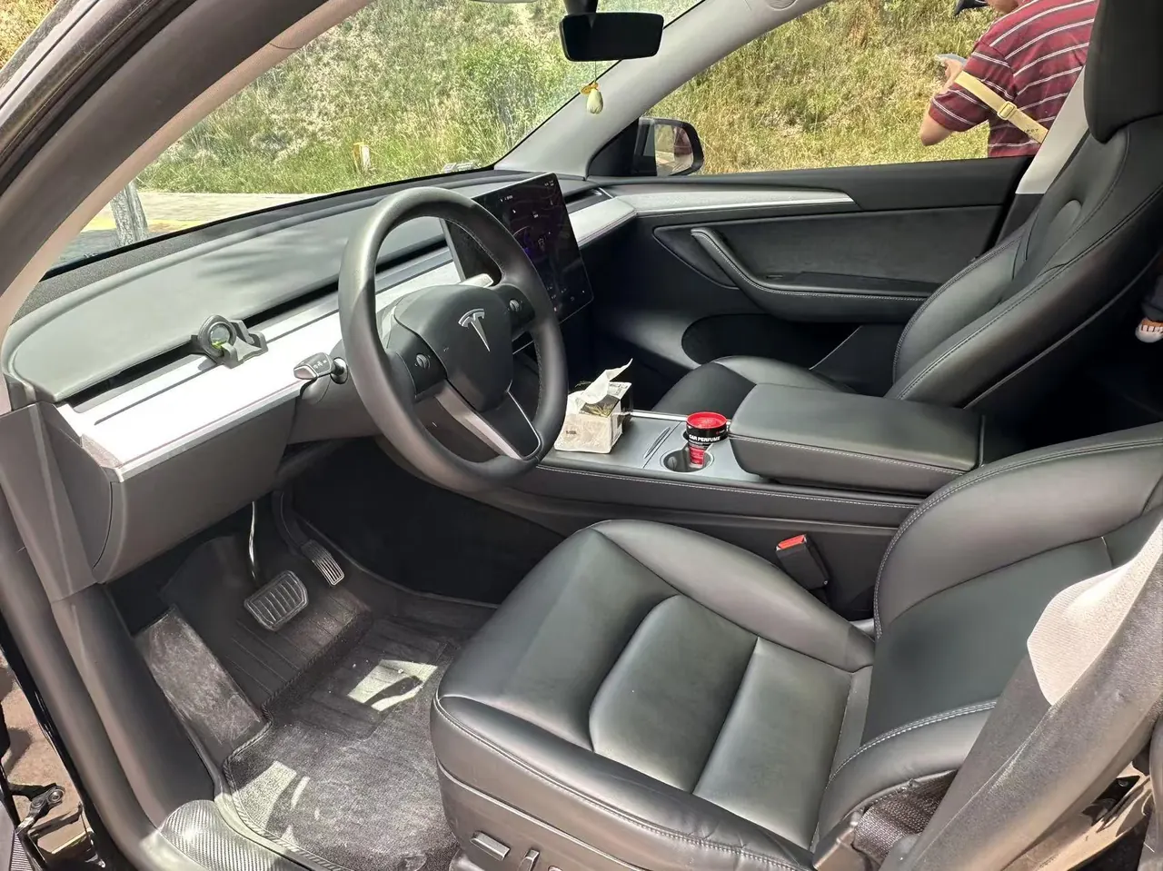Tesla 2023 Model Y long endurance all-wheel drive version automatic transmission 2