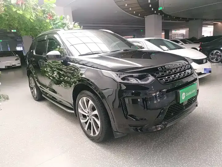It is found that sports 2022 models are changed to 249PS R-Dynamic SE performance technology version 5 seats 4