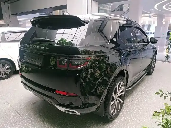 It is found that sports 2022 models are changed to 249PS R-Dynamic SE performance technology version 5 seats 7