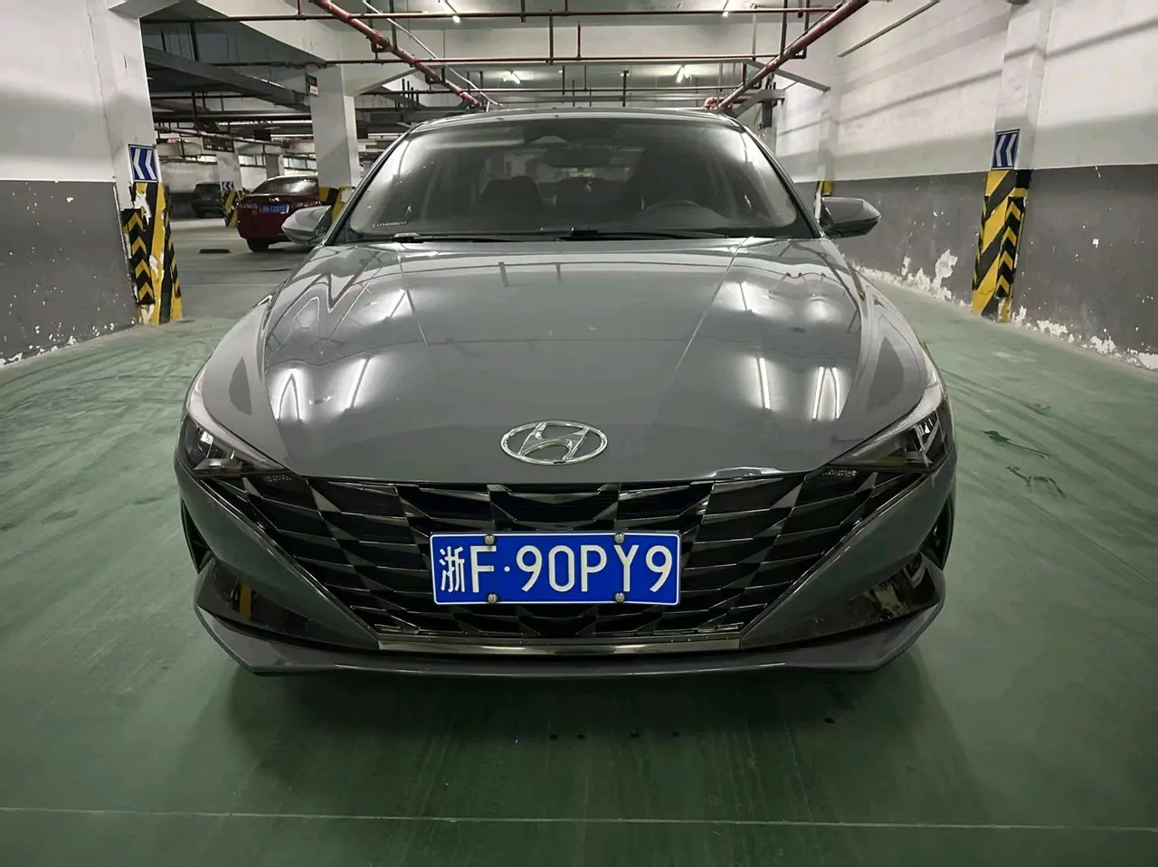 Hyundai 2022 Elantra -3-compartment 1.5 stepless LUX premium automatic gear 2