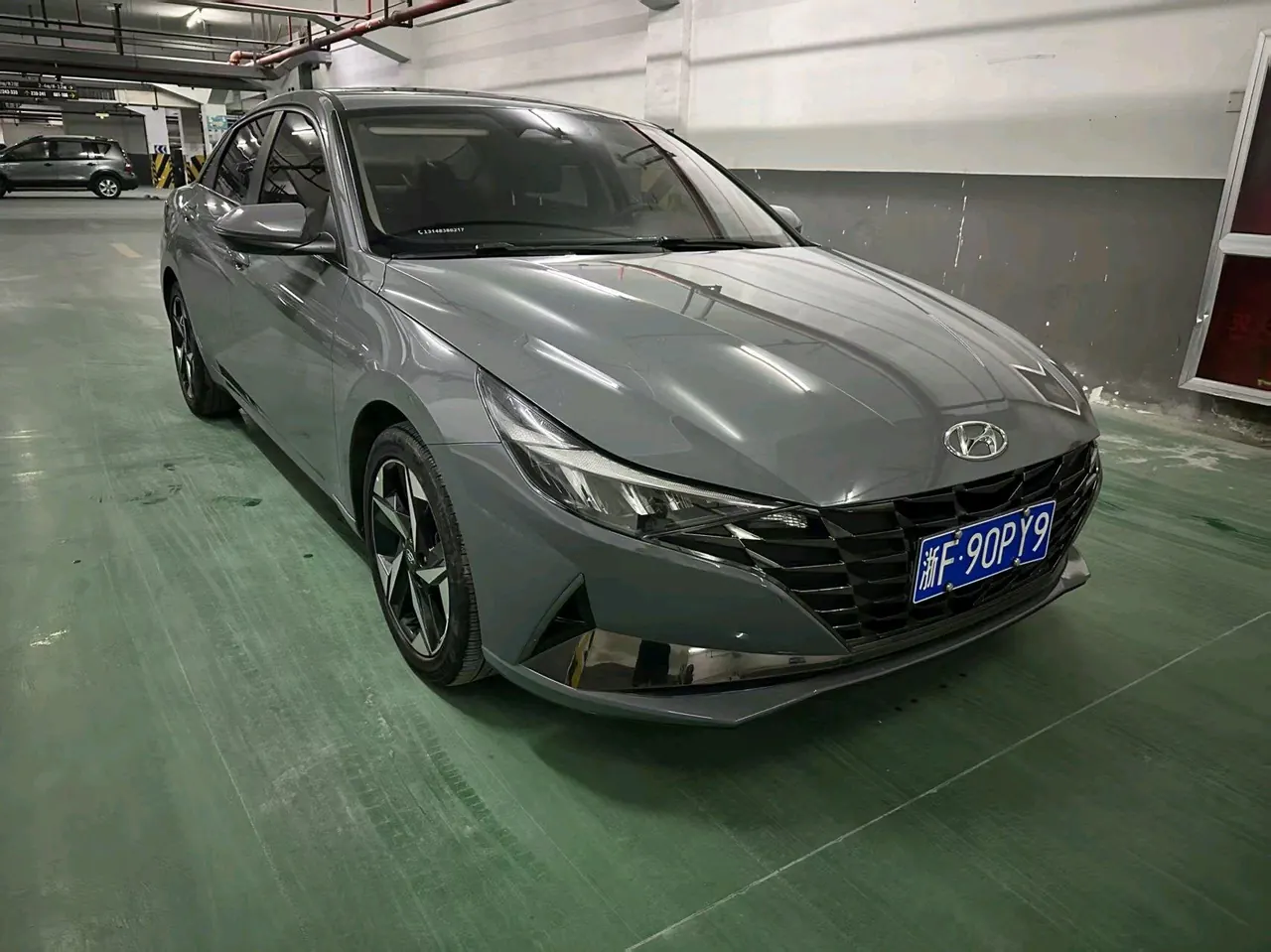Hyundai 2022 Elantra -3-compartment 1.5 stepless LUX premium automatic gear 3