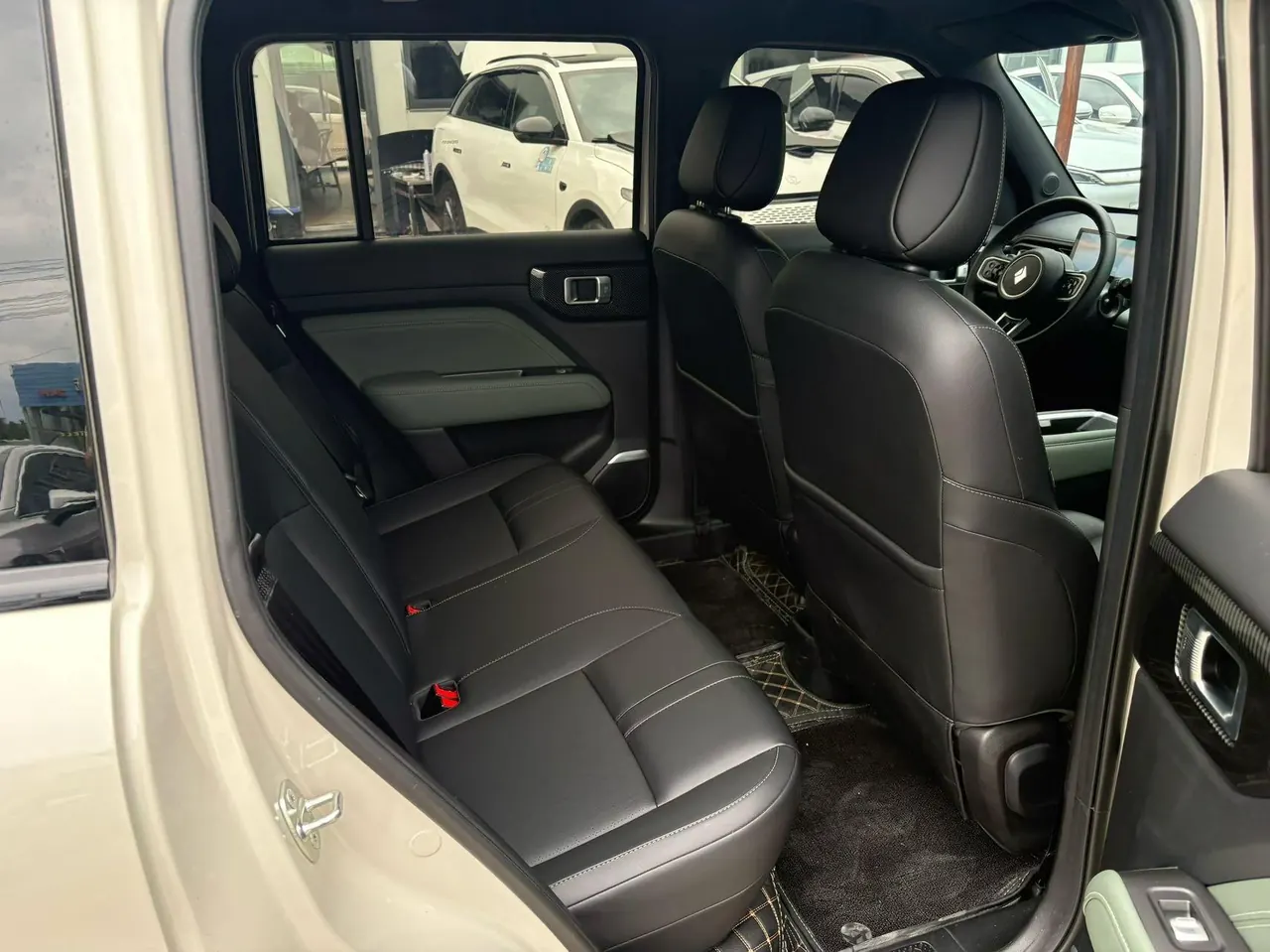 BaoJun 2026 Yueyou Plus 301km Flagship Automatic Gear 4