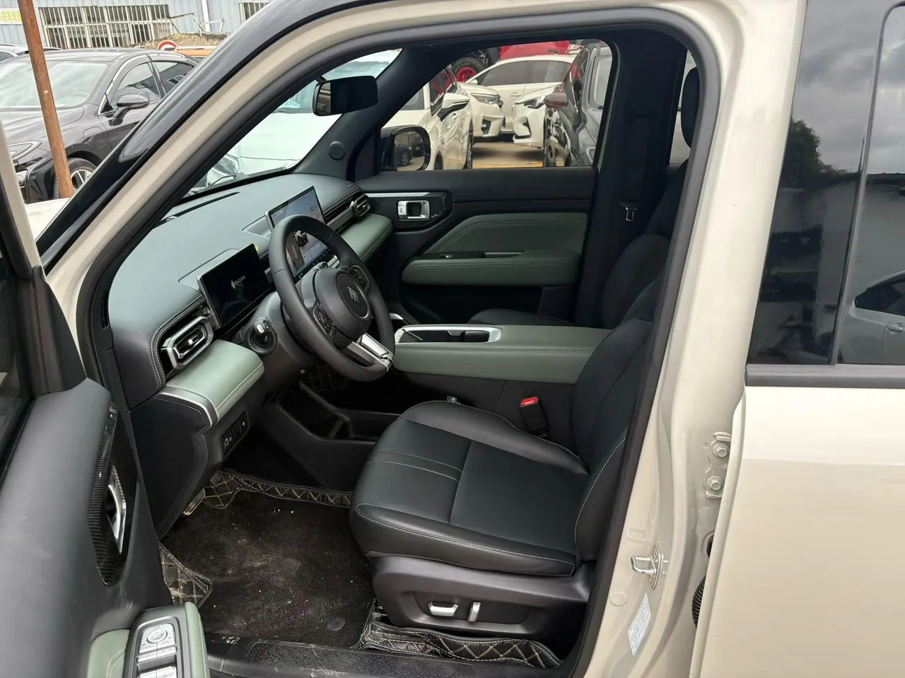 BaoJun 2026 Yueyou Plus 301km Flagship Automatic Gear 6