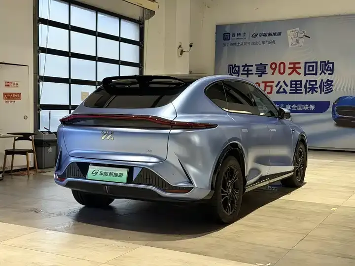 IM LS7 2023 90kWh Elite Rear Drive Edition 7