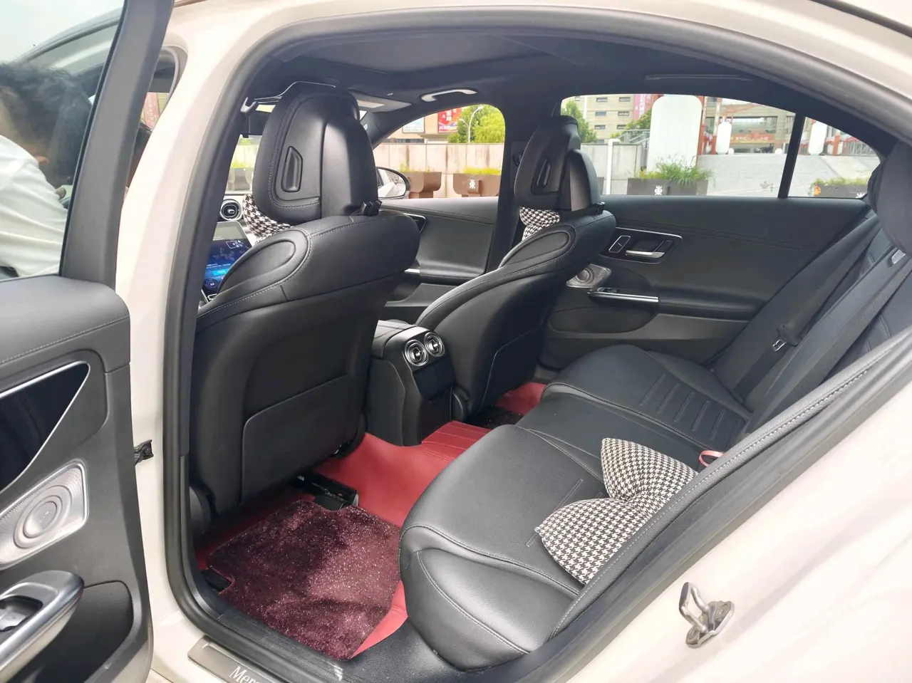 Mercedes Benz Class C 2023 C 260 L 48V 1.5T Sports Edition Automatic Gear 3